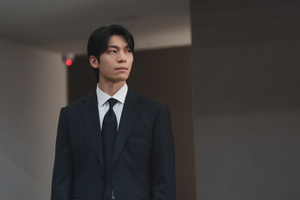 Siren’s Kiss, il romance thriller che trasforma seduzione e sospetto in un gioco pericoloso