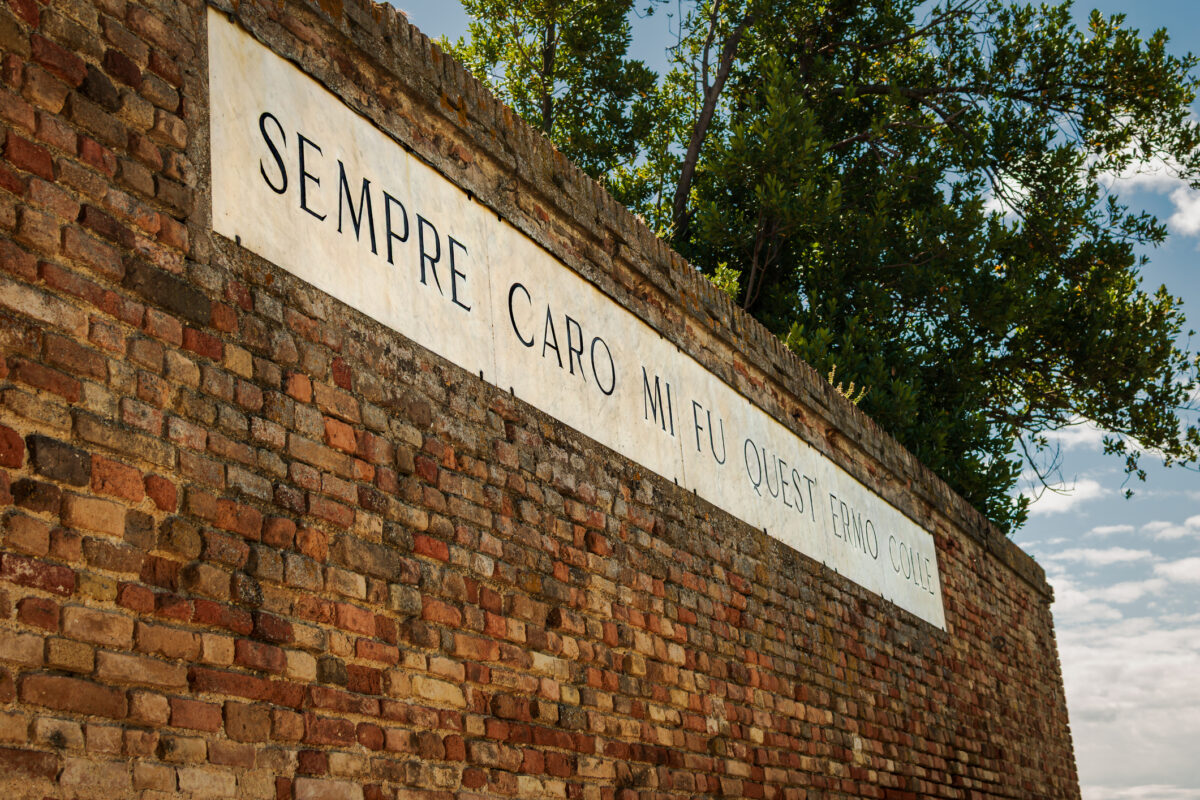 I luoghi che hanno ispirato i grandi poeti: 6 destinazioni nel mondo tra Leopardi, Neruda e Wordsworth