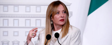 Giorgia Meloni tira dritto con le tre «S». E poi, no al rimpasto e piano da 100mila case per i giovani