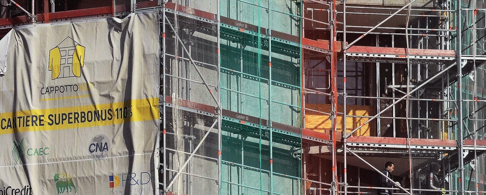 Superbonus, via libera alle confische: la novità della Cassazione che fa tremare i condomini Superbonus, via libera alle confische: la novità della Cassazione che fa tremare i condomini