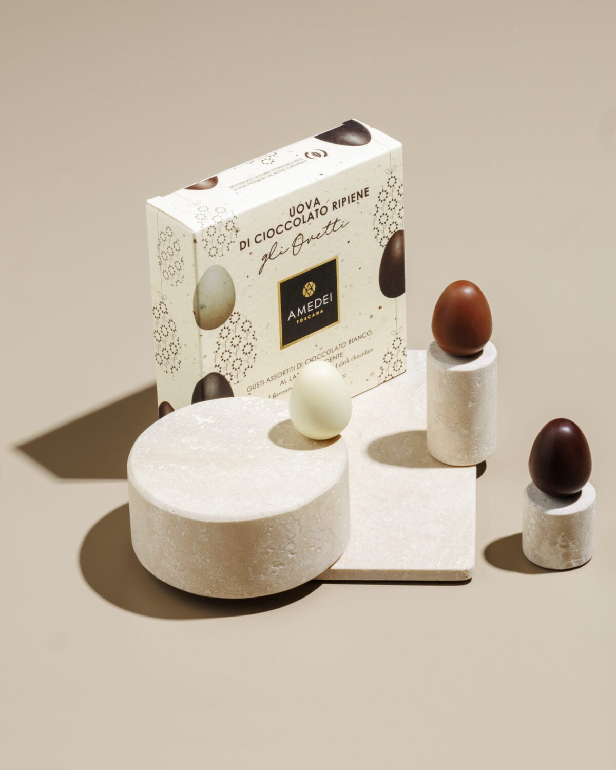 Tendenze, Colombe e Uova griffate guidano la Pasqua 2026 Tendenze, Colombe e Uova griffate guidano la Pasqua 2026