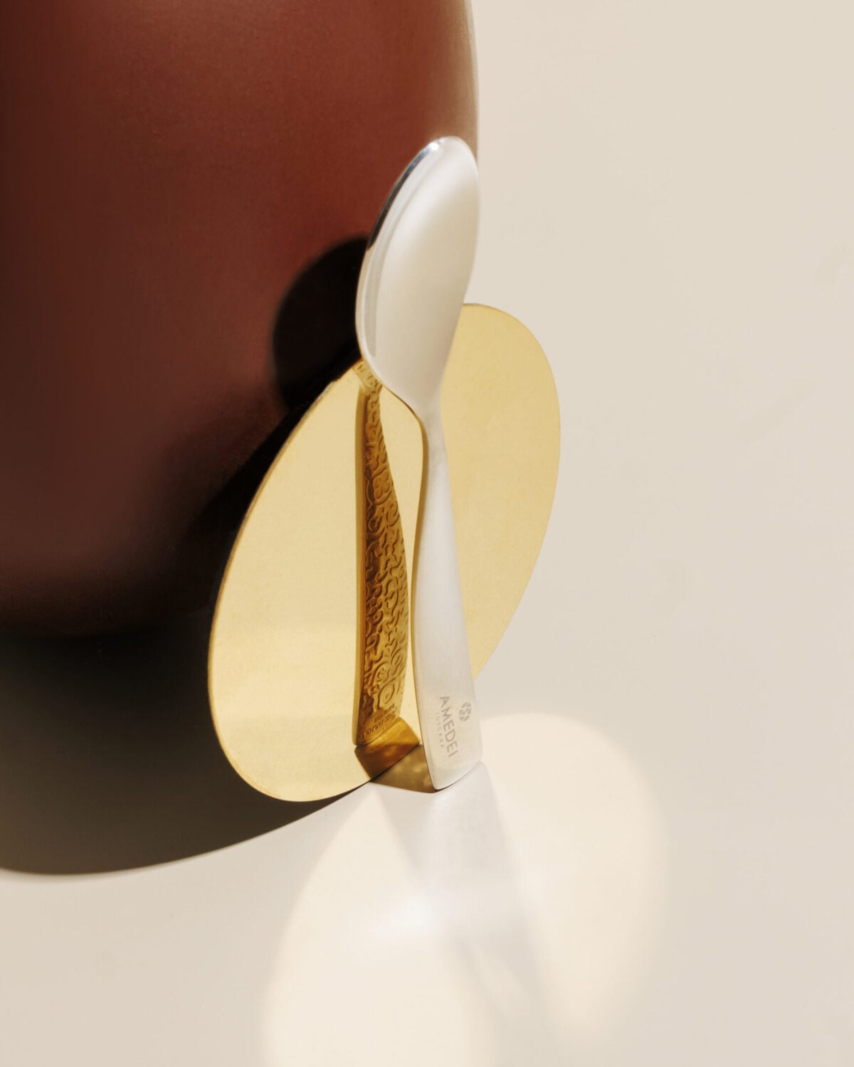 Tendenze, Colombe e Uova griffate guidano la Pasqua 2026 Tendenze, Colombe e Uova griffate guidano la Pasqua 2026