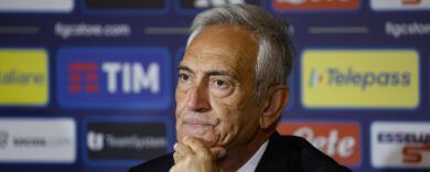 Gravina, niente dimissioni (ma il suo futuro si decide al ritorno in Italia)