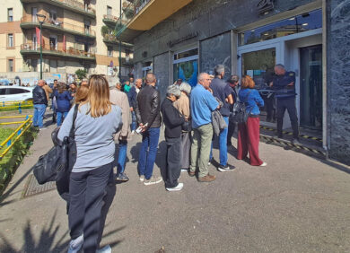 Rapina in banca a Napoli: svuotate le cassette di sicurezza. E ora chi paga?
