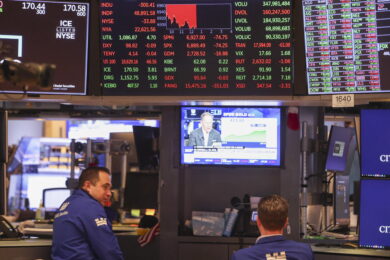 Insider trading, il caso delle strane operazioni prima degli annunci di Trump