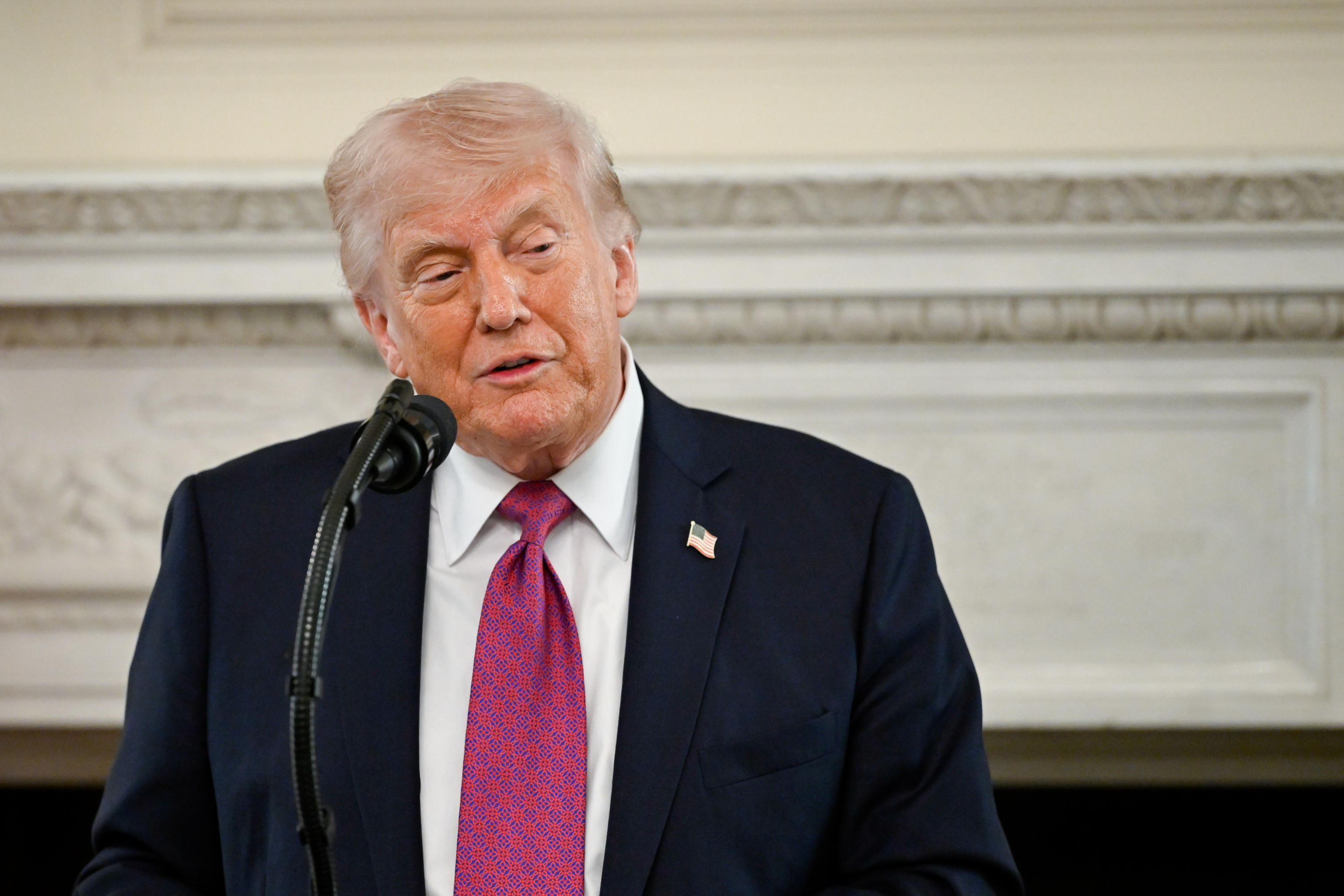 Iran, la strategia di Trump: il mondo con il fiato sospeso tra guerra e cessate il fuoco