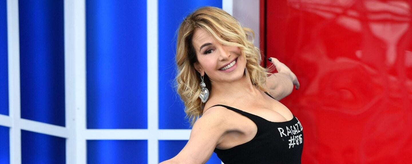 Barbara D’Urso fa causa a Mediaset. «Ingerenze e diritti non pagati»