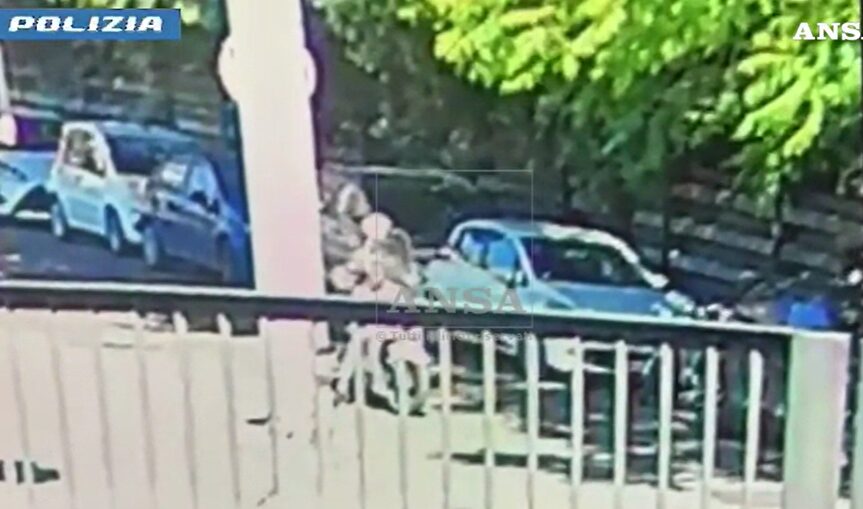 25 aprile, il momento degli spari a Roma ripreso dalle telecamere di videosorveglianza