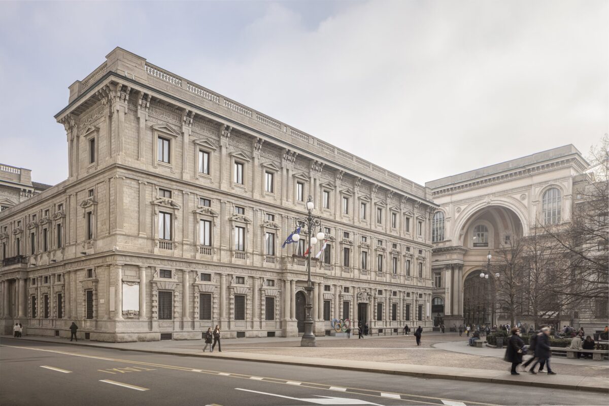 Tod’s restaura Palazzo Marino e ridisegna il ruolo del lusso a Milano
