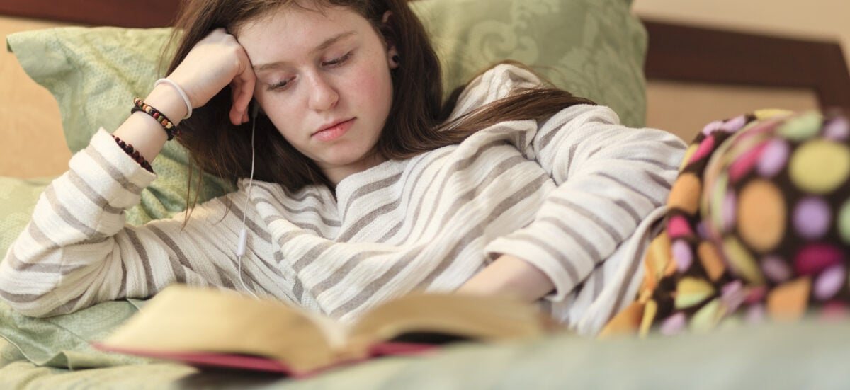 “I giovani non leggono più”? I numeri dicono altro (e il problema sono gli adulti)