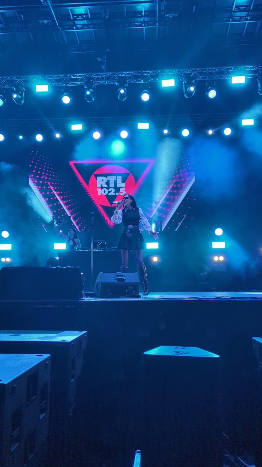 RTL 102.5 fa ballare la Puglia con Amelie e DJ Alma: migliaia di persone in piazza a San Severo