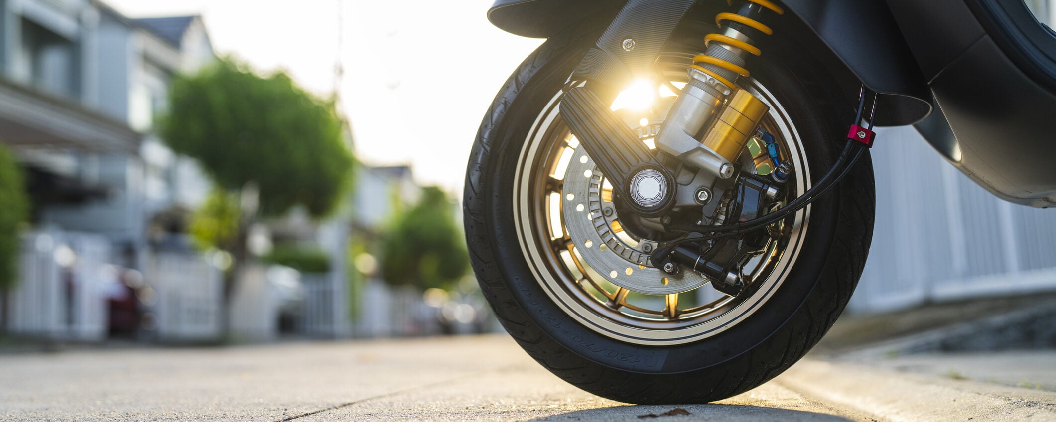 Bonus furgoni e moto (elettrici o ibridi), via agli incentivi: requisiti e come ottenere gli sconti Bonus furgoni e moto (elettrici o ibridi), via agli incentivi: requisiti e come ottenere gli sconti