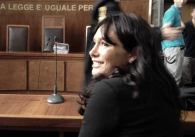 Nicole Minetti, l’adozione in Uruguay non era un mistero: gli atti che smontano il sospetto