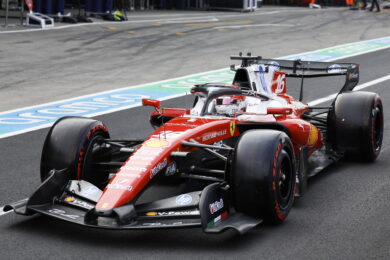 A Miami è Leclerc il più veloce davanti a Verstappen e Piastri