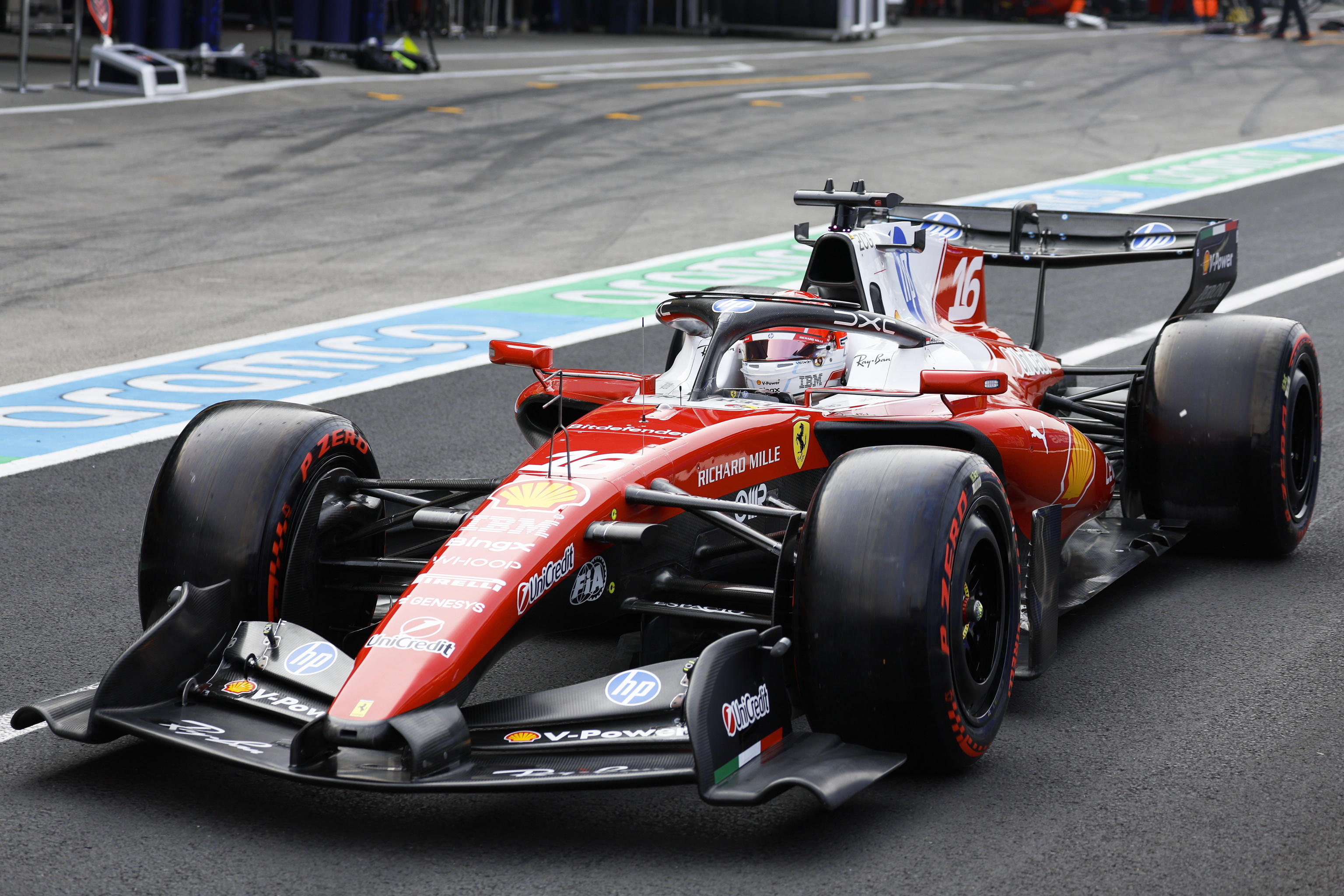 A Miami è Leclerc il più veloce davanti a Verstappen e Piastri