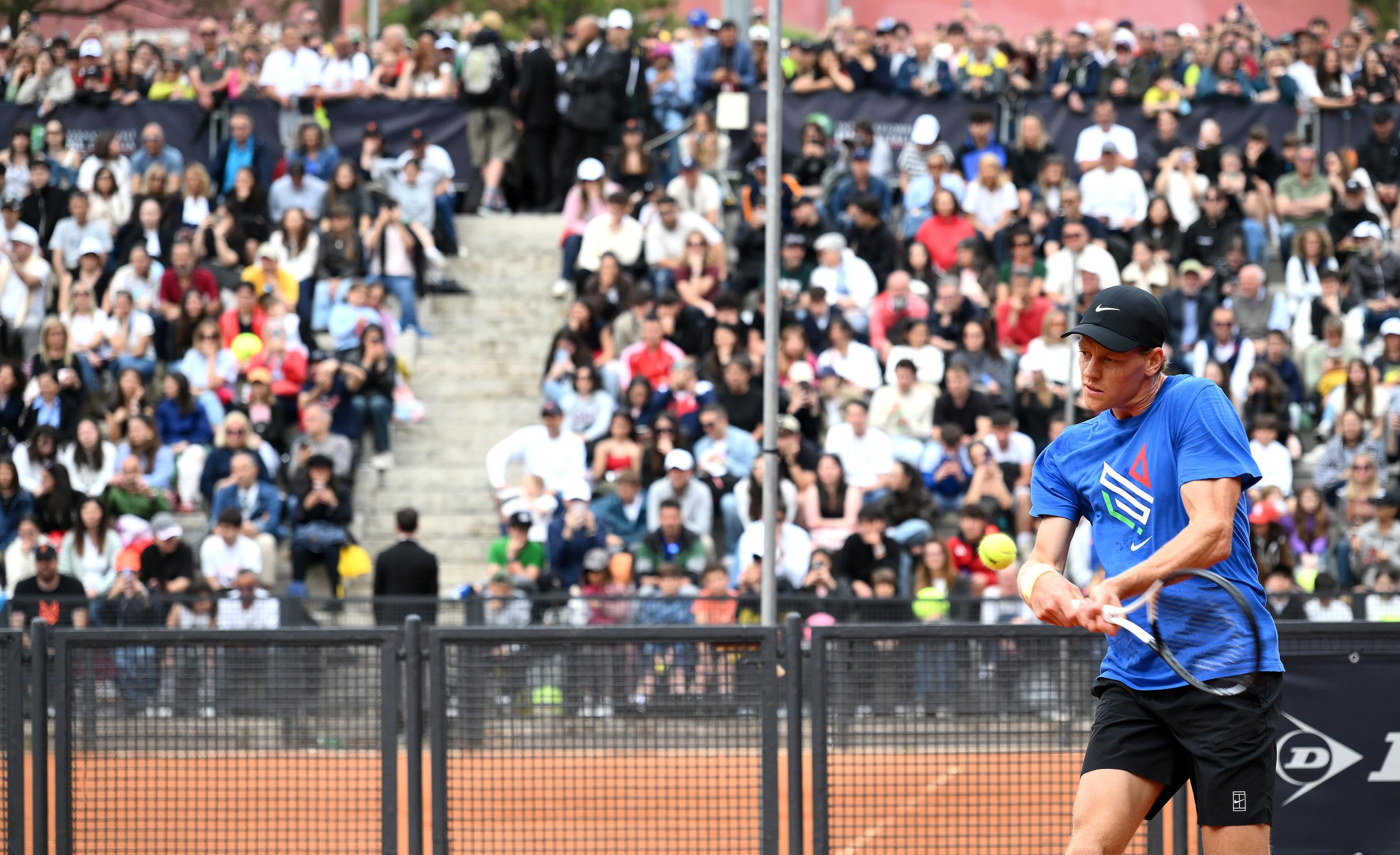 Che folla per Sinner al Foro Italico Dopo Parigi stop fino a Wimbledon