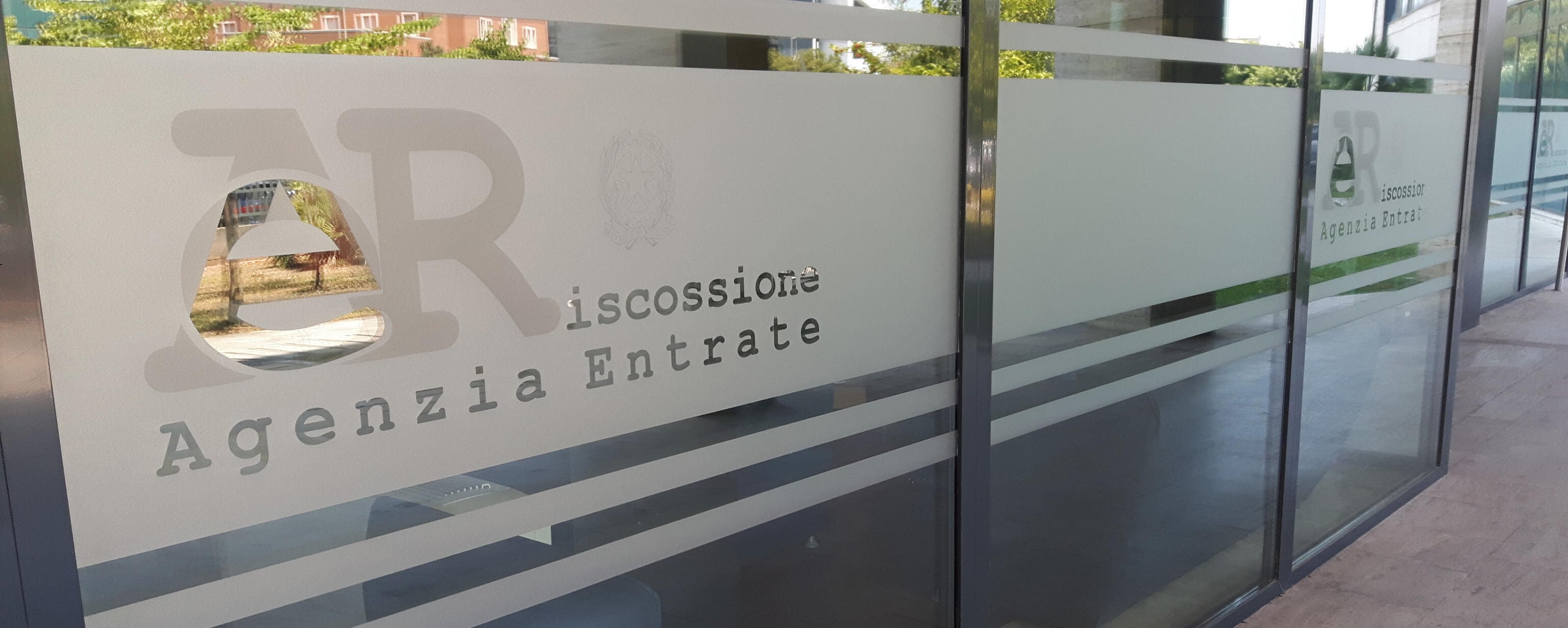 Rottamazione quinquies, dentro anche Imu, Tari e multe: chi può aderire e quanto si risparmia