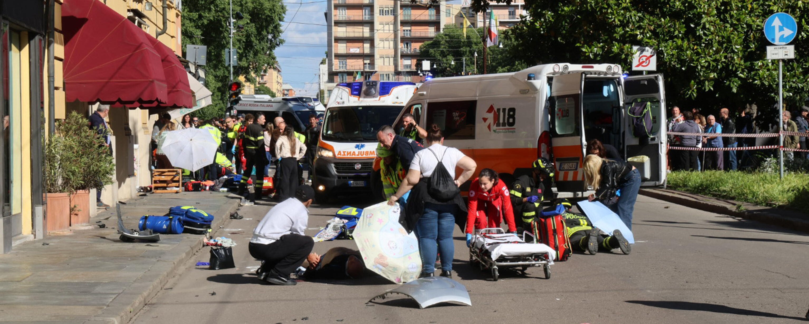 Strage di Modena, ecco perché dare del matto all’autore è troppo comodo Strage di Modena, ecco perché dare del matto all’autore è troppo comodo