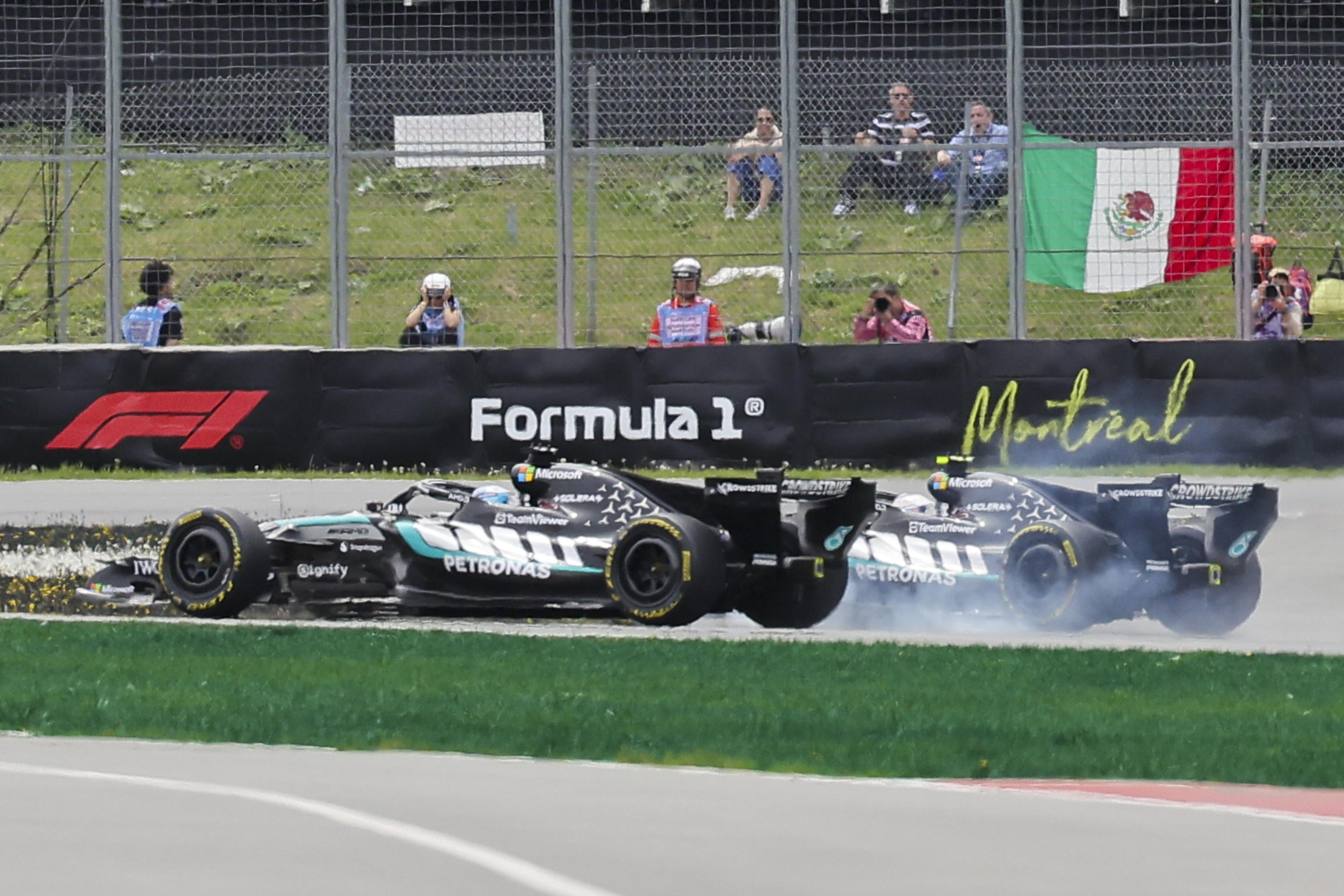 A Montreal Russel butta fuori Kimi Ma la Mercedes difende l’inglese A Montreal Russel butta fuori Kimi Ma la Mercedes difende l’inglese