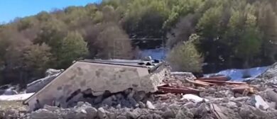 Gran Sasso, slavina distrugge il “Rifugio del Monte”: nessun ferito