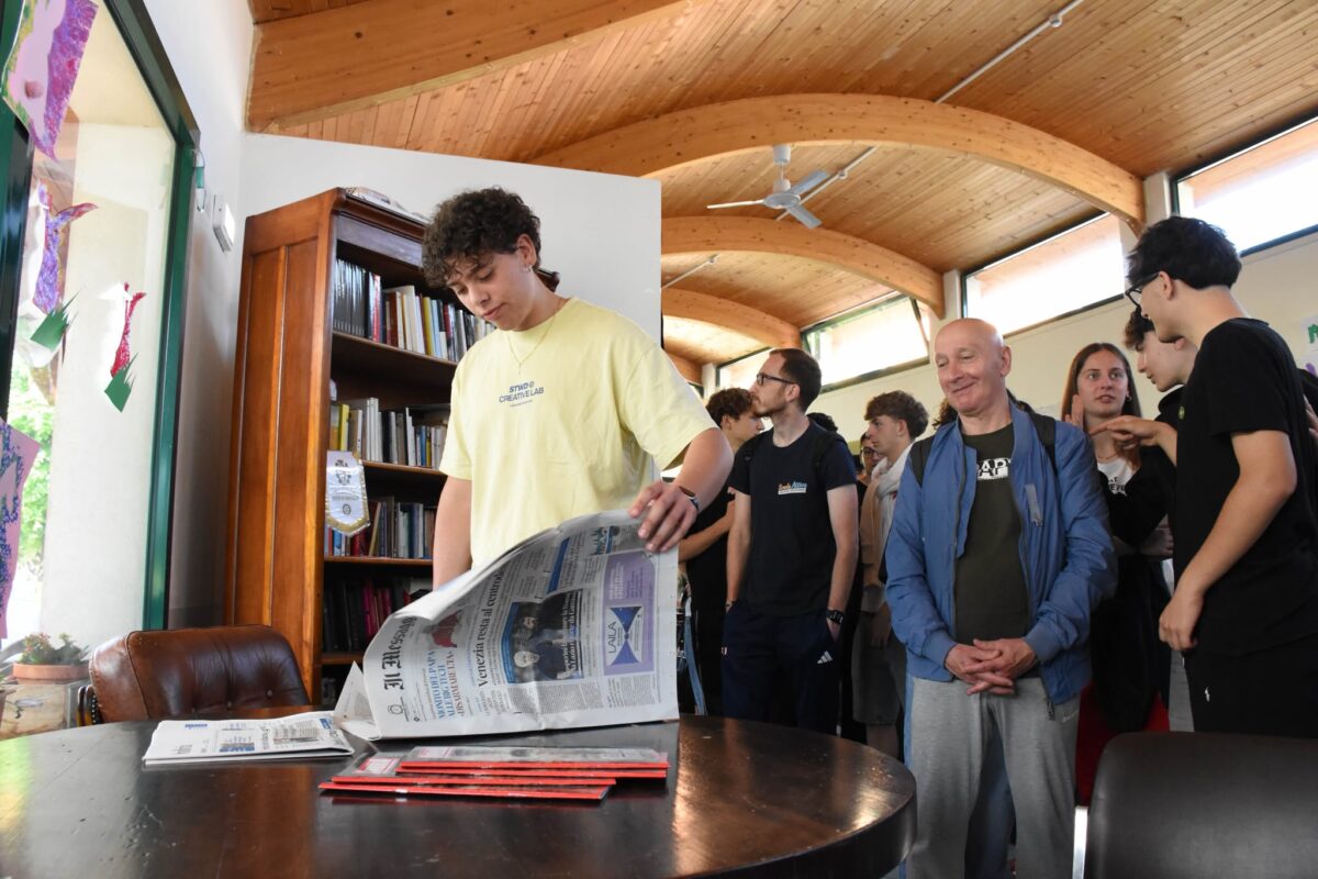 «Edicola alla residenza protetta»: il progetto che punta a salvare i giornali «Edicola alla residenza protetta»: il progetto che punta a salvare i giornali