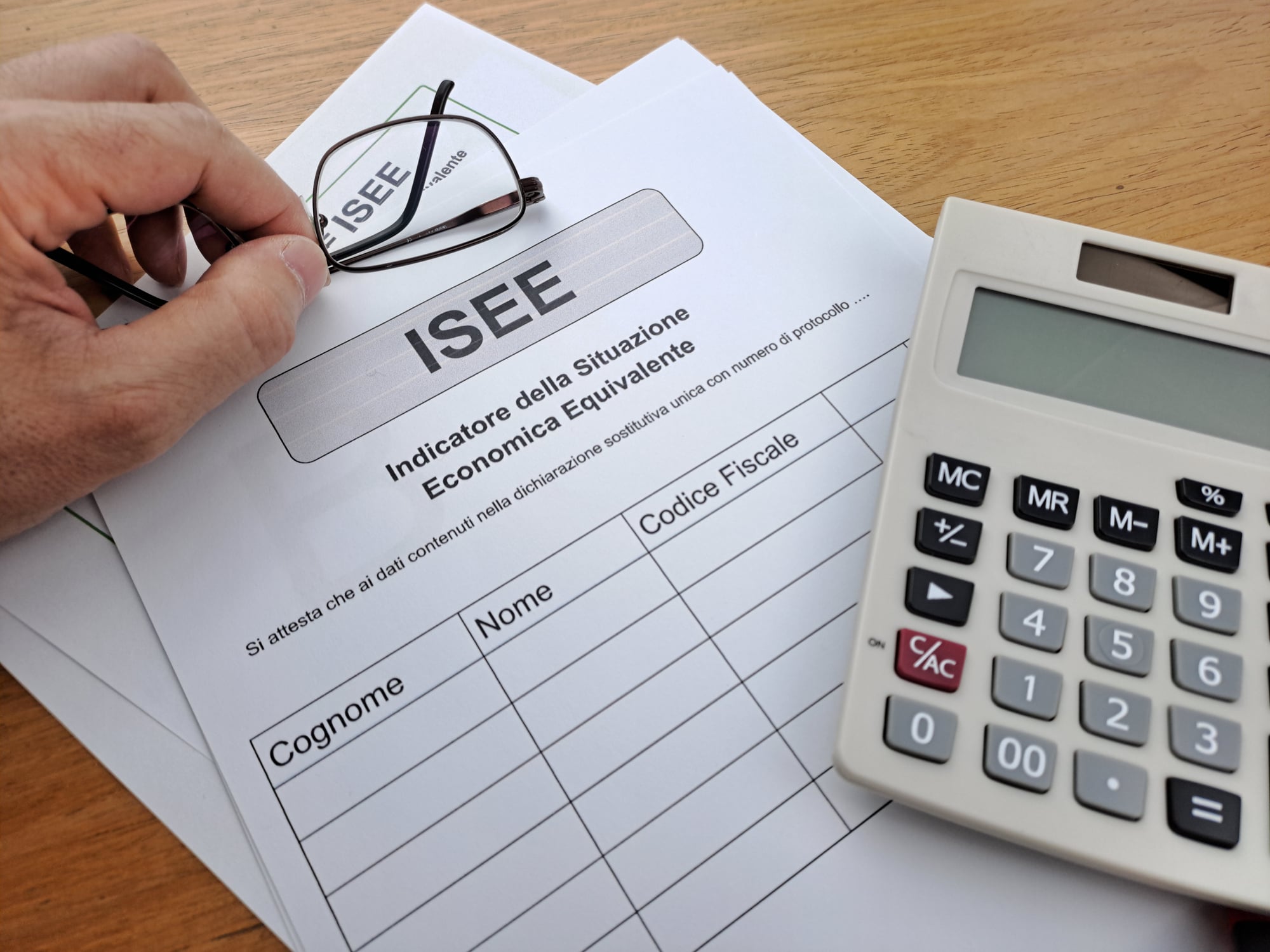 ISEE fino a 35mila euro, tutti i bonus 2026 che si possono richiedere