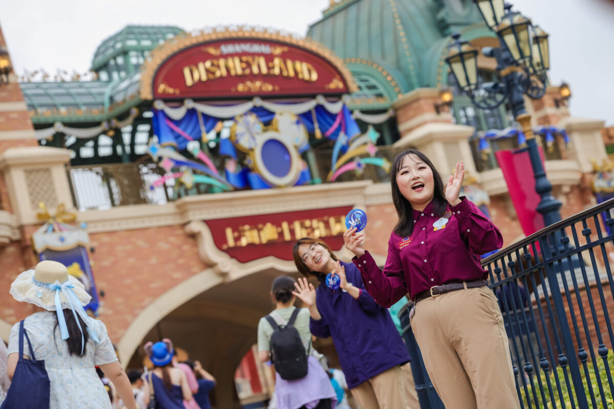 Shanghai Disney Resort compie 10 anni: la magia Disney diventata una storia cinese Shanghai Disney Resort compie 10 anni: la magia Disney diventata una storia cinese