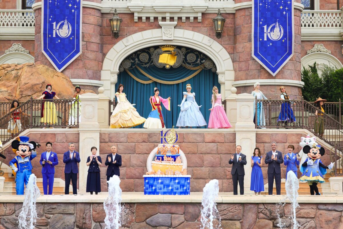 Shanghai Disney Resort compie 10 anni: la magia Disney diventata una storia cinese Shanghai Disney Resort compie 10 anni: la magia Disney diventata una storia cinese