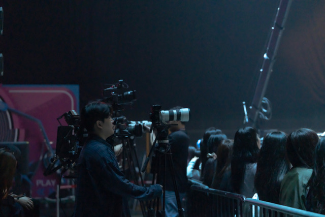 Dove nasce la magia del K-pop: viaggio dentro Show Champion tra fandom e superstar