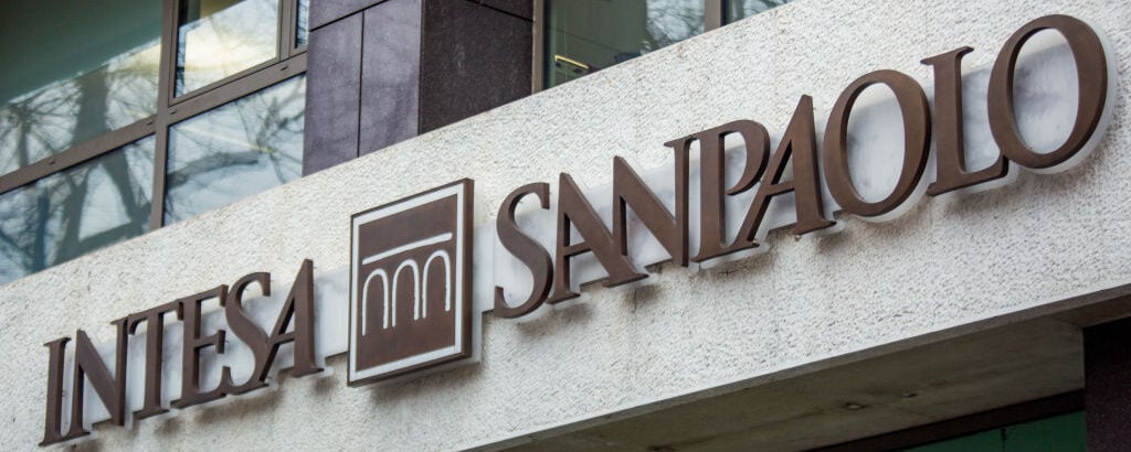 Perché Intesa investe 30,6 miliardi per prendersi Mps. L’ope