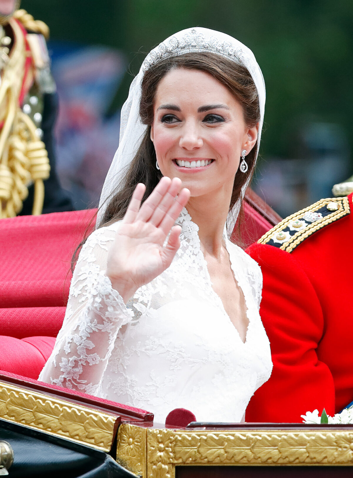 Kate Middleton all’Order of the Garter 2026: il dettaglio che ha emozionato tutti Kate Middleton all’Order of the Garter 2026: il dettaglio che ha emozionato tutti