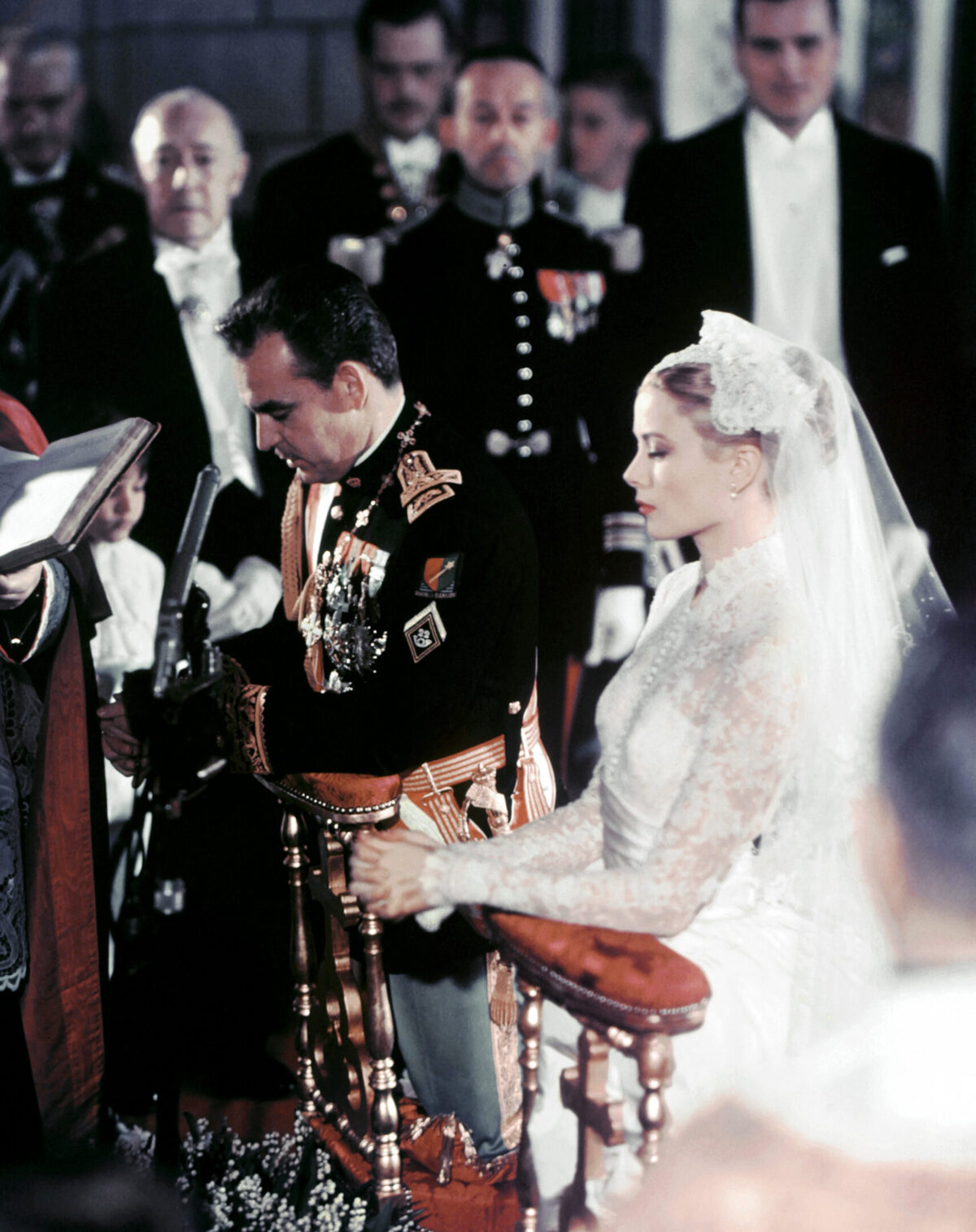 Grace Kelly e Ranieri, la favola reale che fece sognare il mondo torna a Monaco Grace Kelly e Ranieri, la favola reale che fece sognare il mondo torna a Monaco