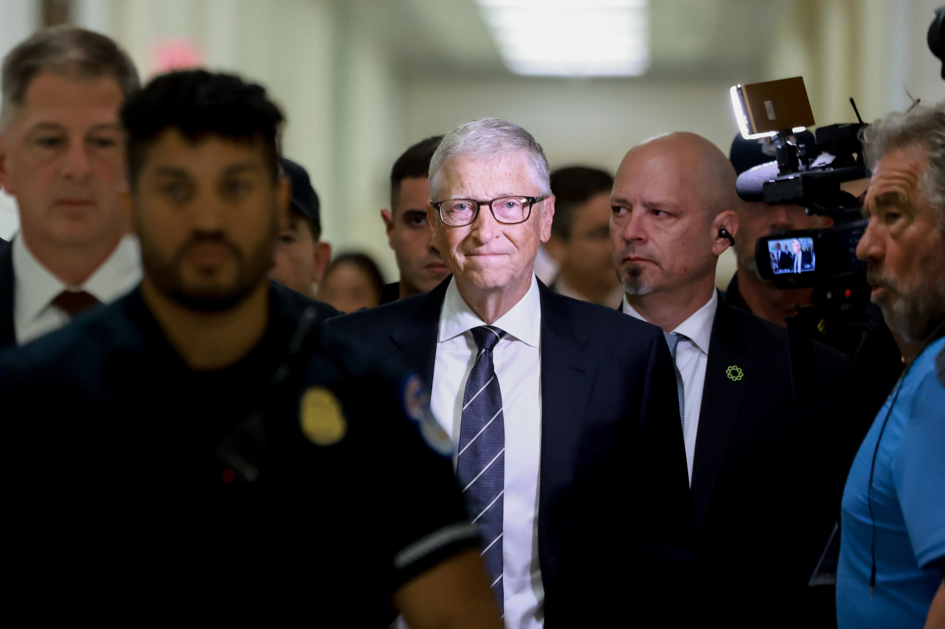 Bill Gates sotto torchio su Epstein: «Non avrei mai dovuto incontrarlo» Bill Gates sotto torchio su Epstein: «Non avrei mai dovuto incontrarlo»