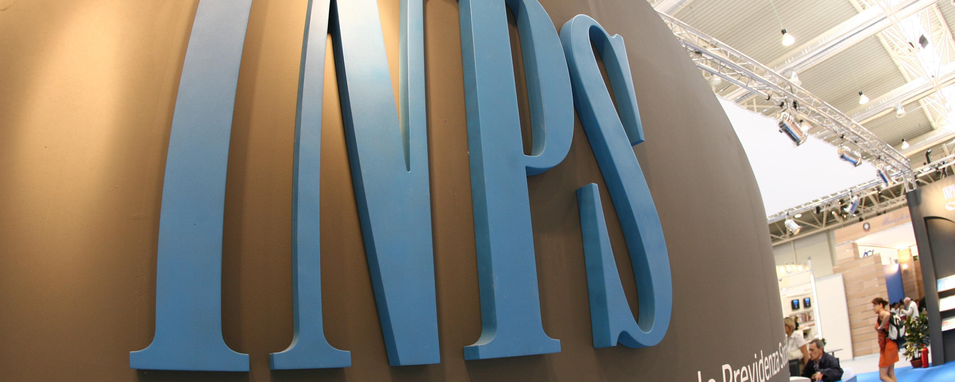INPS, torna il bonus (5000 euro) per aiutare le partite Iva: a chi spetta e come funziona INPS, torna il bonus (5000 euro) per aiutare le partite Iva: a chi spetta e come funziona