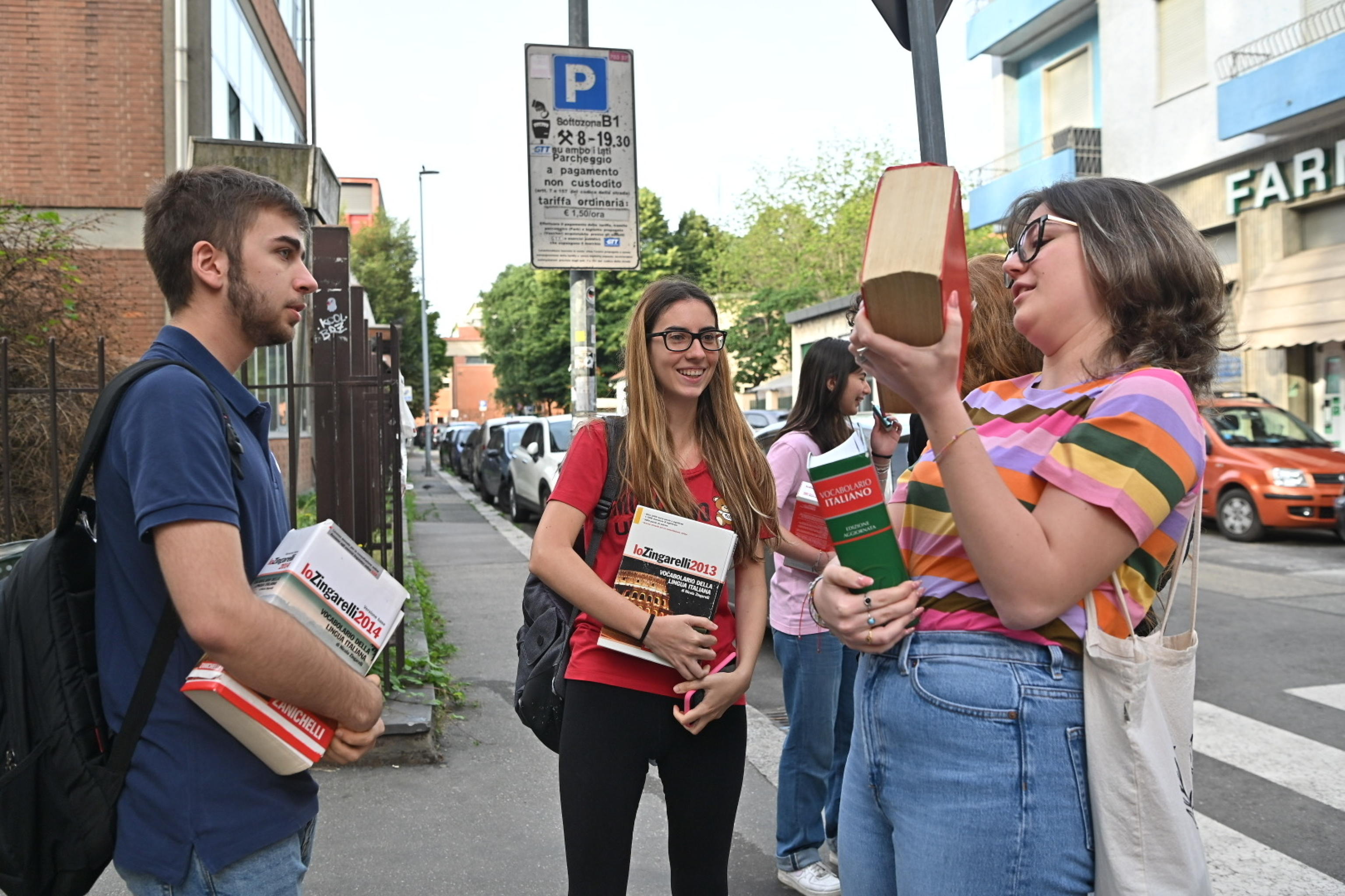 Carta Cultura Giovani e Carta del Merito: domande entro il 3