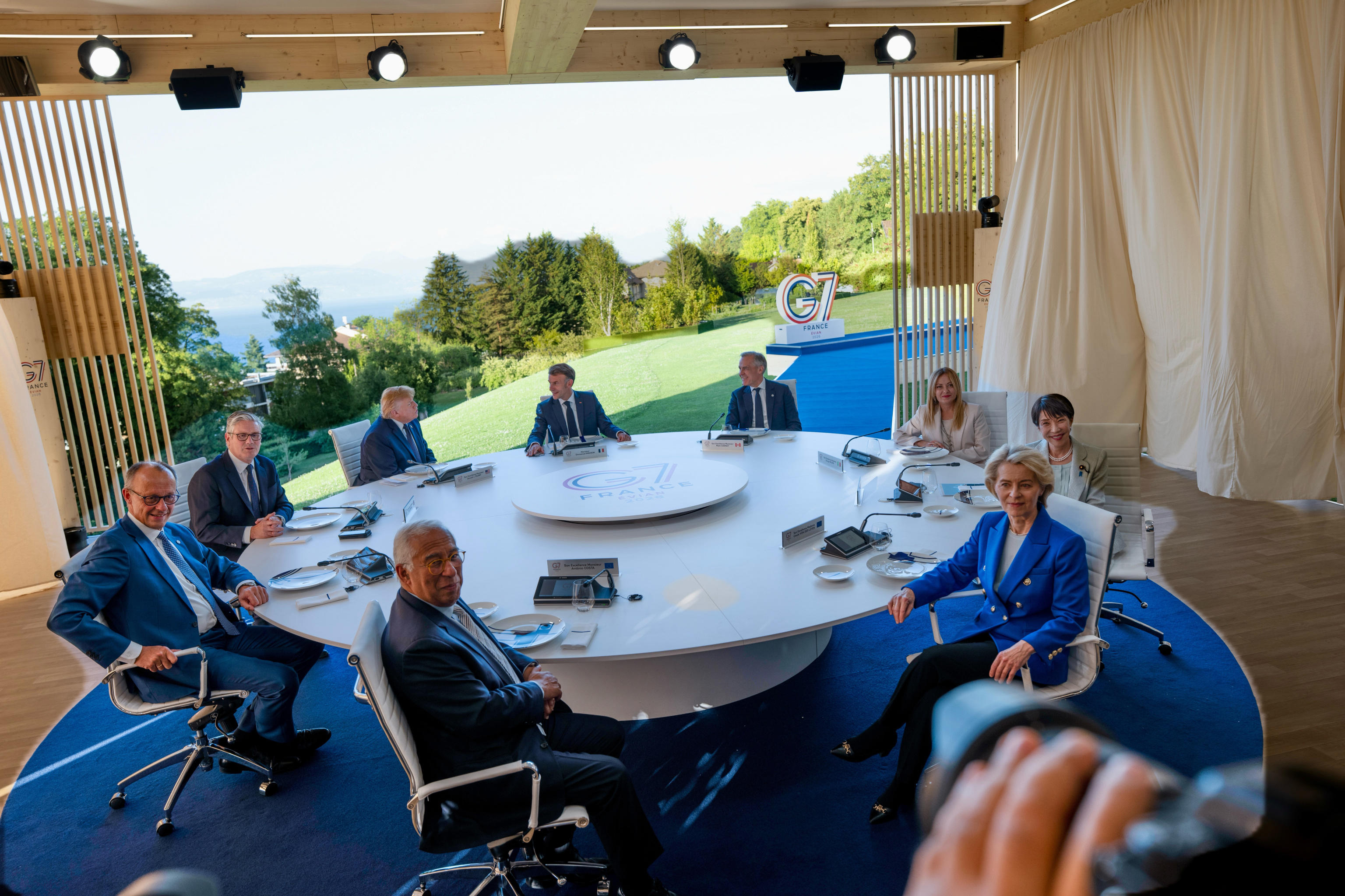 Al G7 di Evian è il giorno dell’Ucraina, Trump: “Mosca deve trattare” Al G7 di Evian è il giorno dell’Ucraina, Trump: “Mosca deve trattare”