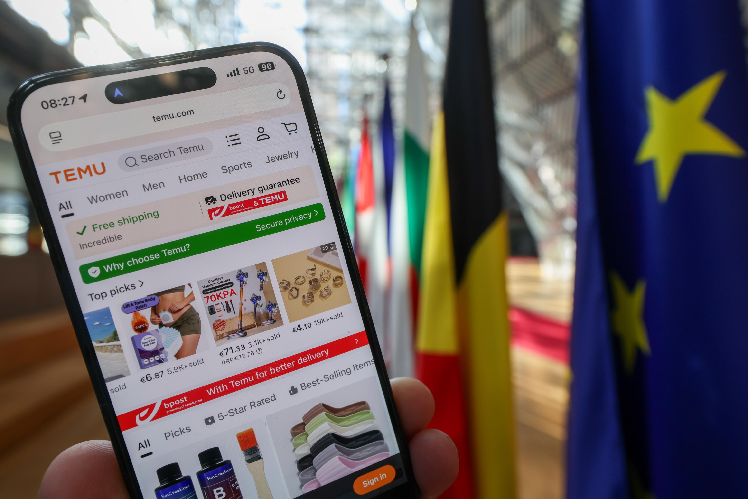 Acquisti online, arriva il «pulsante» per il reso rapido: cosa cambia dal 19 giugno Acquisti online, arriva il «pulsante» per il reso rapido: cosa cambia dal 19 giugno