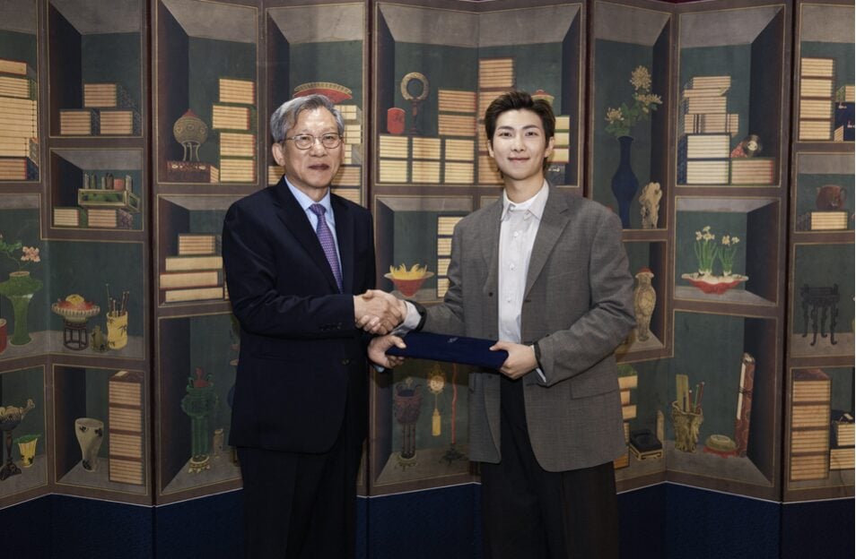 RM dei BTS, il mecenate che ha portato i fan nei musei