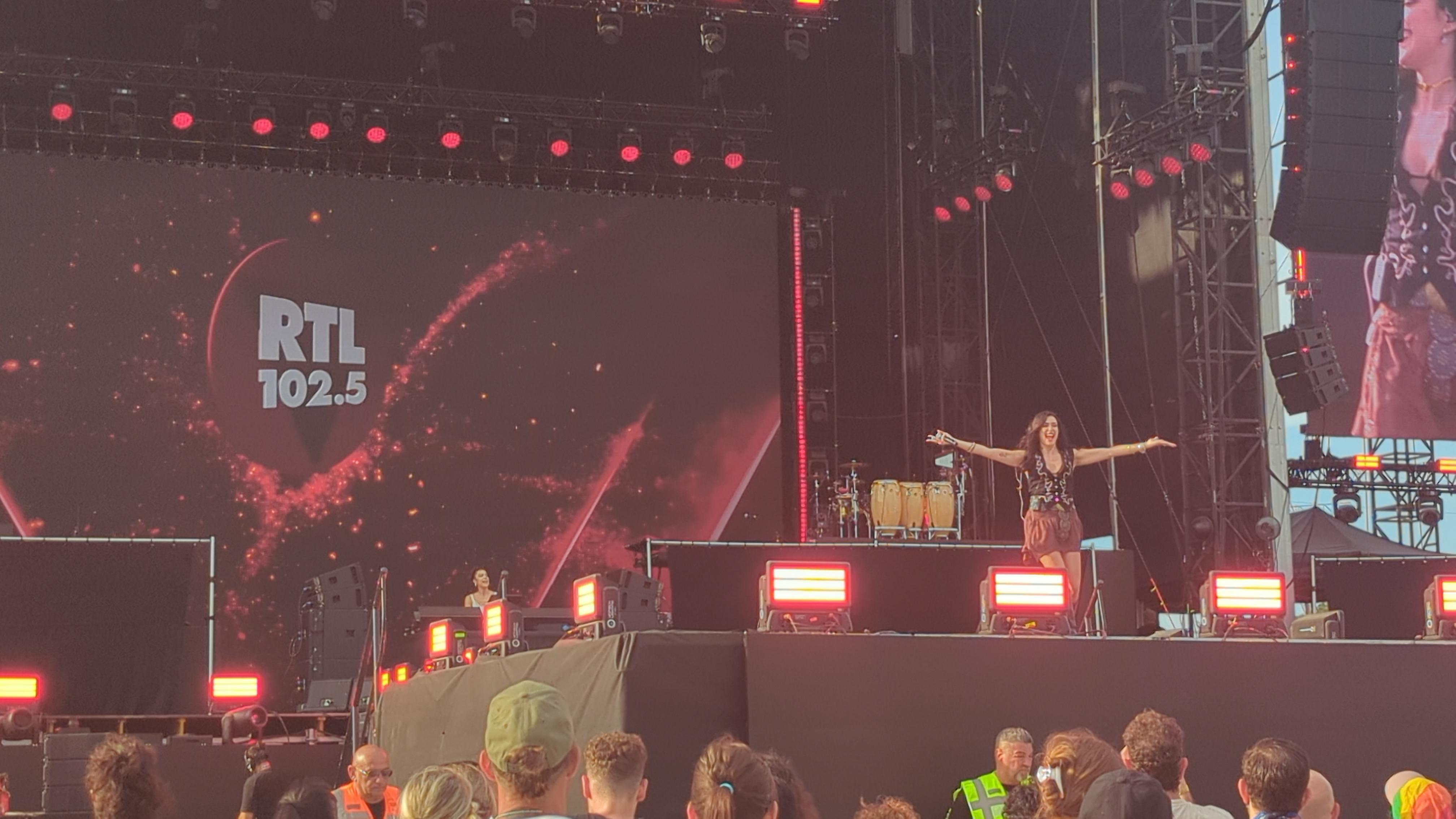 Dj Alma e Amelie: i dj set by RTL 102.5 che fanno ballare l’Italia Dj Alma e Amelie: i dj set by RTL 102.5 che fanno ballare l’Italia