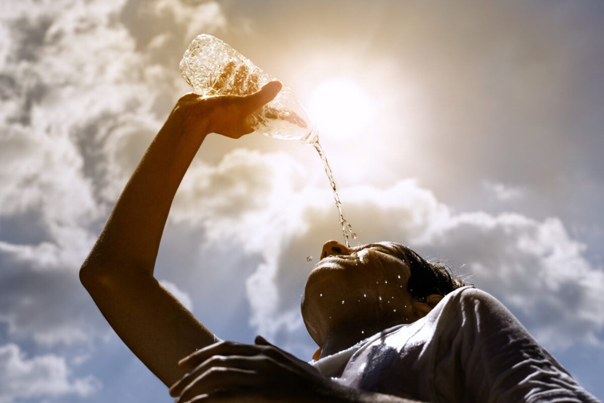 Caldo record, il corpo va in tilt: cosa succede a cervello e organi vitali quando le temperature diventano pericolose