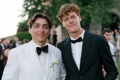 Sinner al matrimonio di Duplantis prima di lanciarsi su Wimbledon