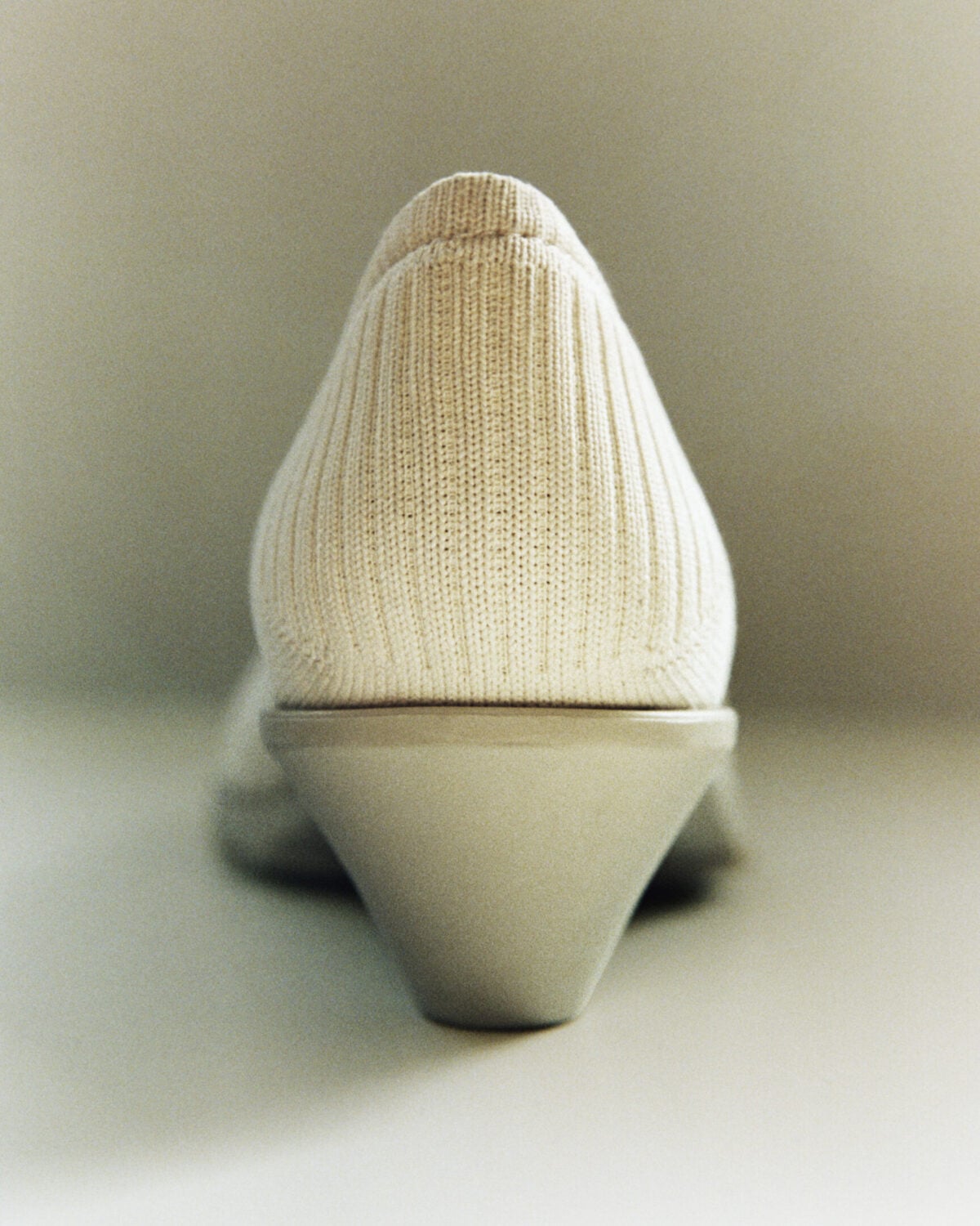 Con Anna prosegue il viaggio tra innovazione e stile di Camper e Issey Miyake