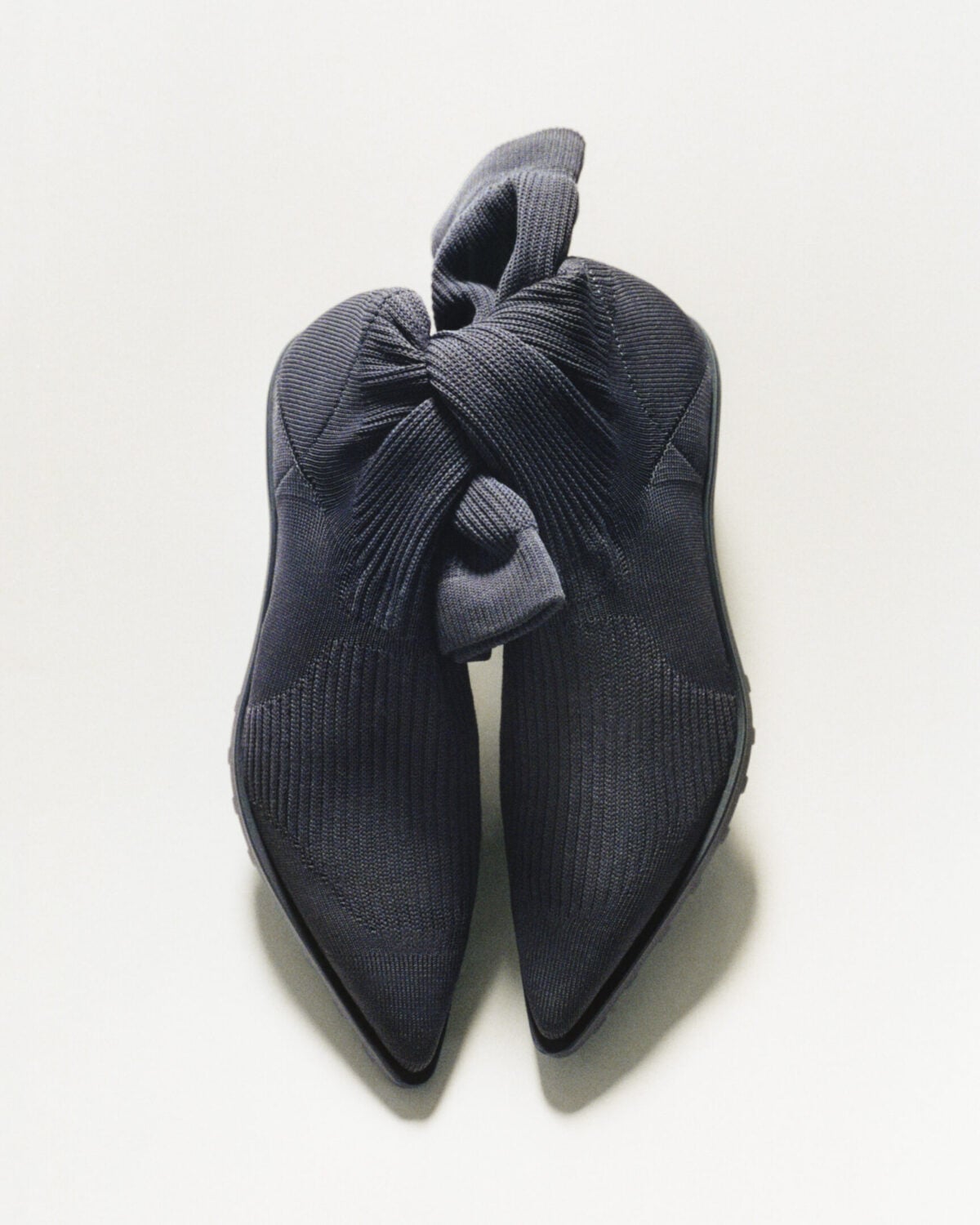 Con Anna prosegue il viaggio tra innovazione e stile di Camper e Issey Miyake