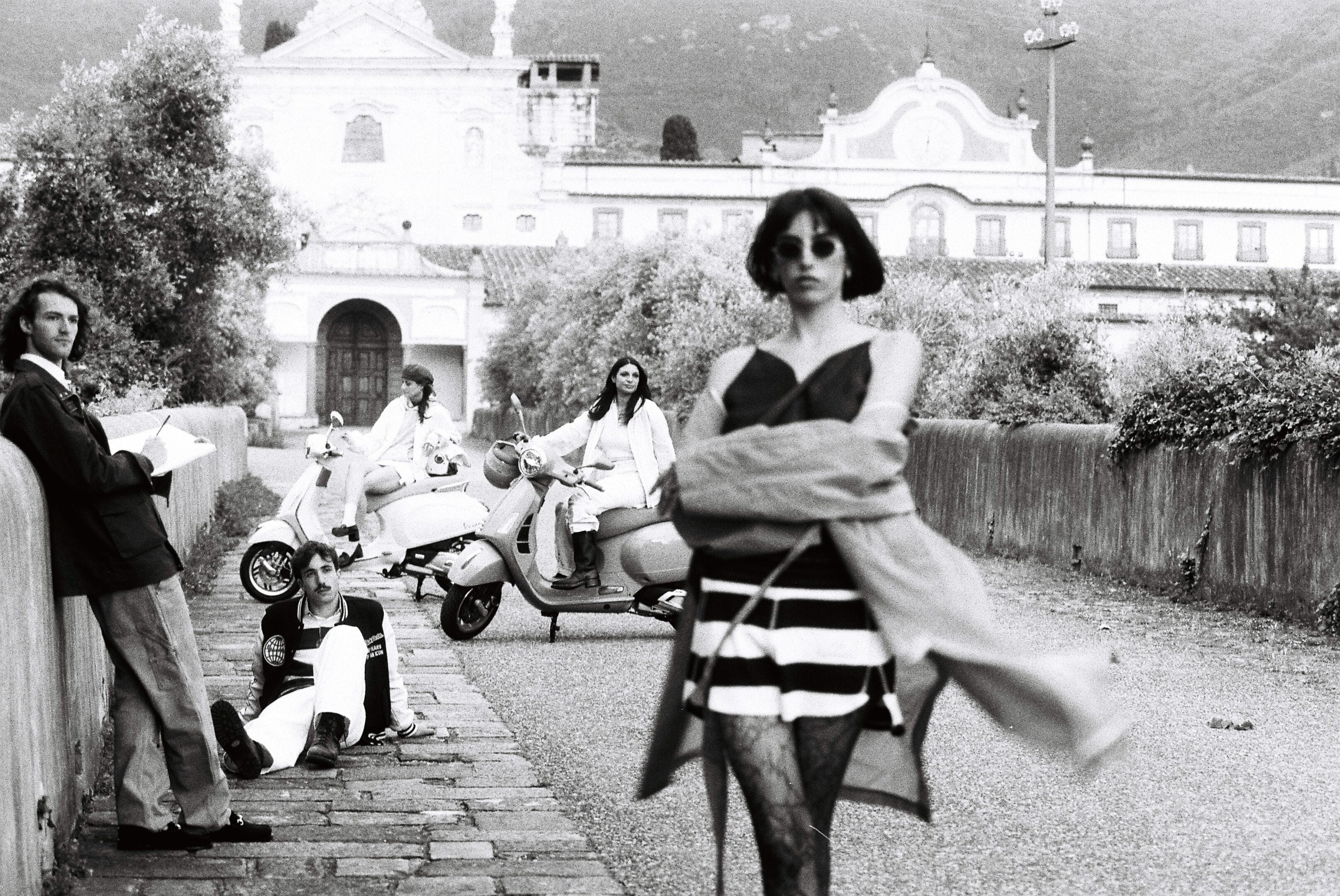 la vespa compie 80 anni e diventa un libro da collezione firmato assouline da Panorama.it la vespa compie 80 anni e diventa un libro da collezione firmato assouline