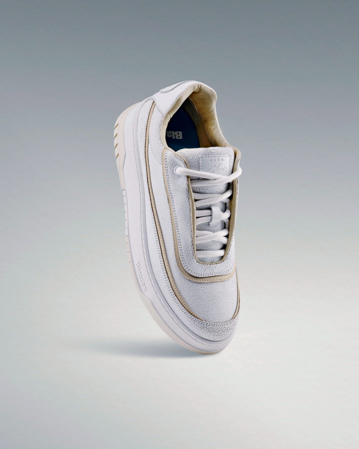 Blauer e Clessio lanciano Project 02: la sneaker Made in Italy già di culto Blauer e Clessio lanciano Project 02: la sneaker Made in Italy già di culto