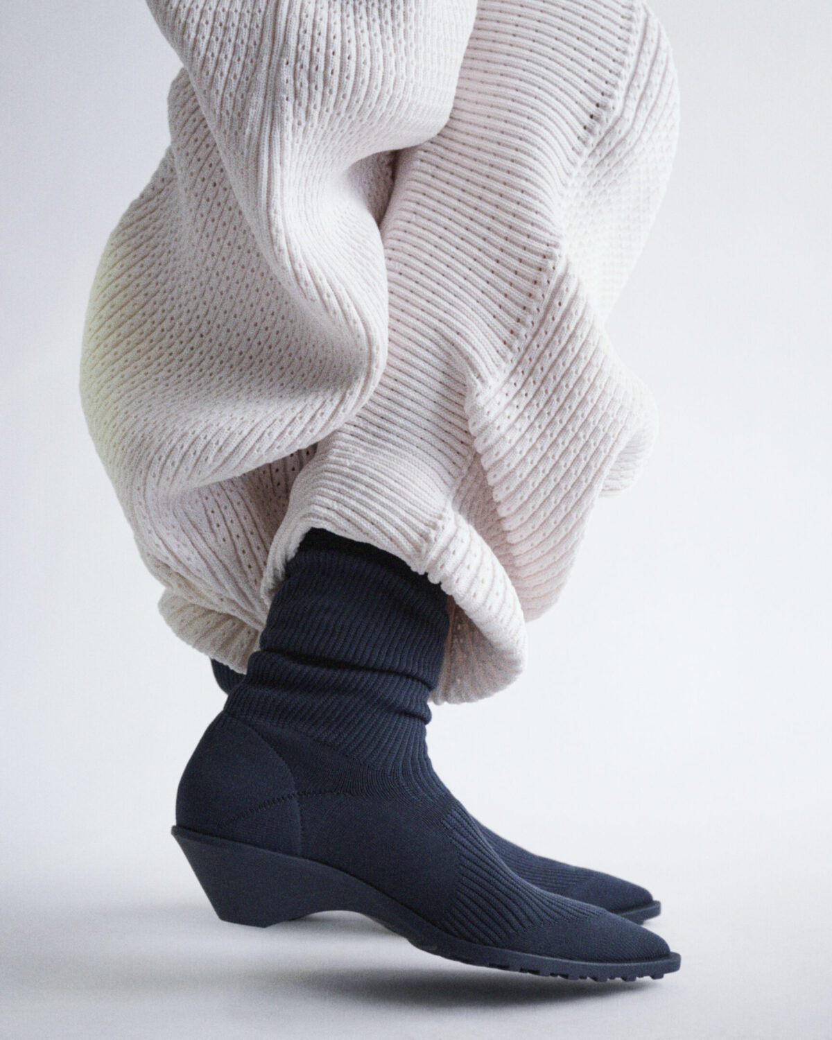 Con Anna prosegue il viaggio tra innovazione e stile di Camper e Issey Miyake