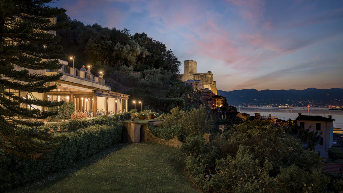 Lerici, il borgo ligure che incanta il mondo. Guida (ragionata) ai luoghi amati da Shelley e Byron Lerici, il borgo ligure che incanta il mondo. Guida (ragionata) ai luoghi amati da Shelley e Byron