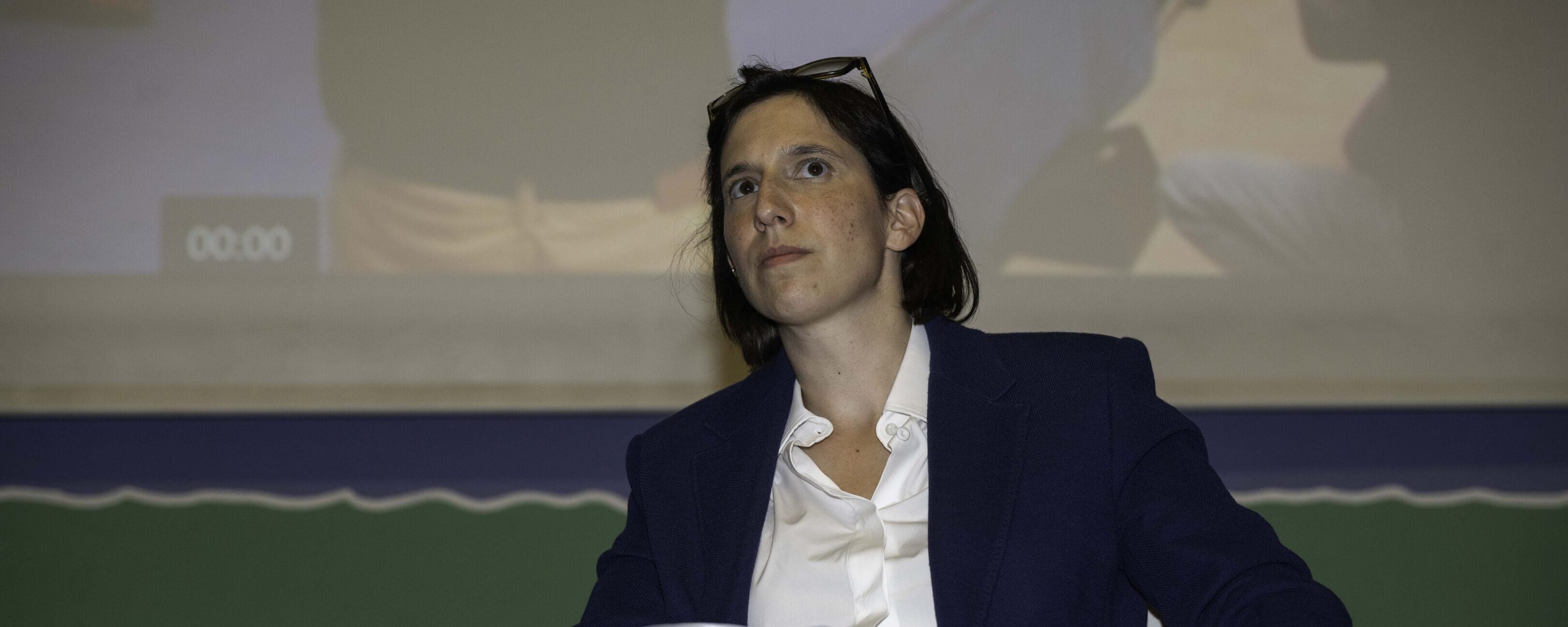 Altro che partito femminista: le donne lasciano il Pd di Schlein Altro che partito femminista: le donne lasciano il Pd di Schlein