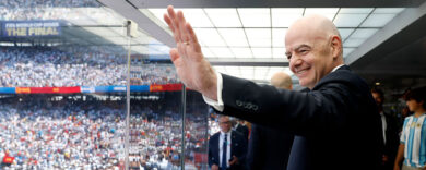 Le mani di Infantino sul Mondiale