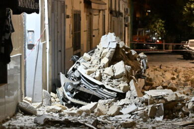 Terremoto ai Campi Flegrei, scossa record di magnitudo 4.7: feriti, crolli e una notte di paura